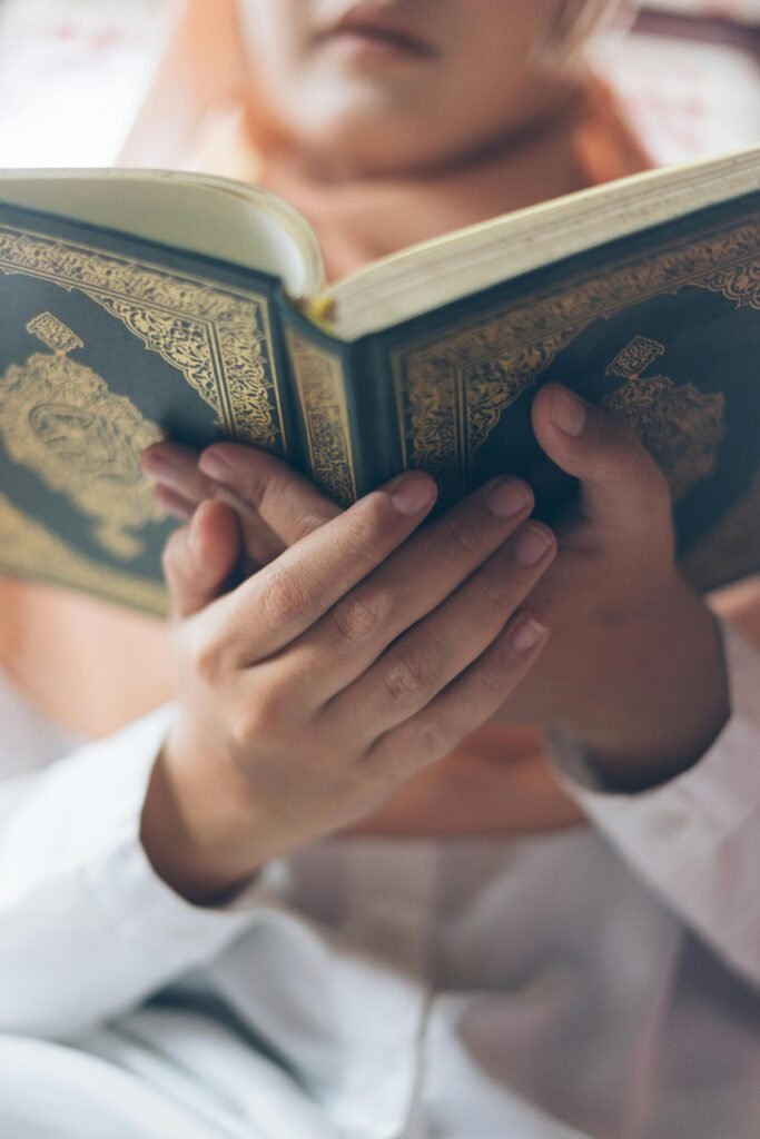 طرق تحفيظ القران للاطفال في سن مبكرة | أفضل الأساليب 3 طرق تحفيظ القران للاطفال في سن مبكرة