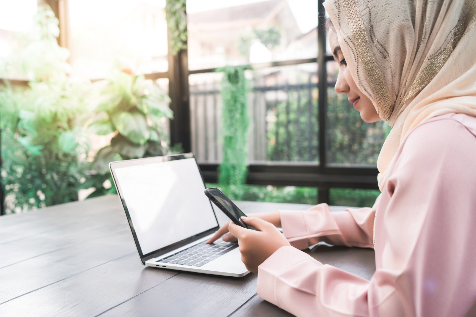 حفظ القرآن مع تصحيح التلاوة